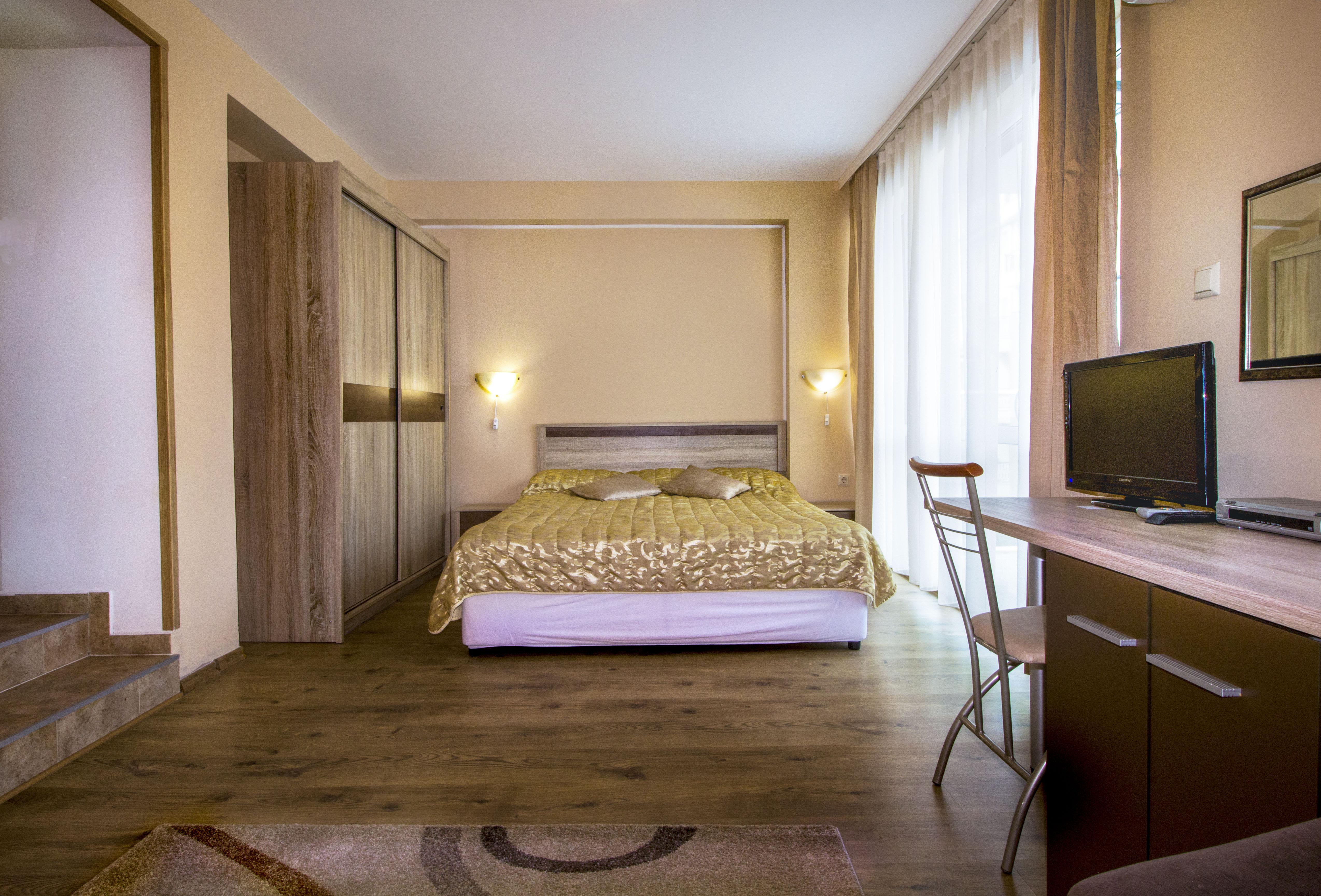 Family Hotel Venera Sveti Vlas Bagian luar foto