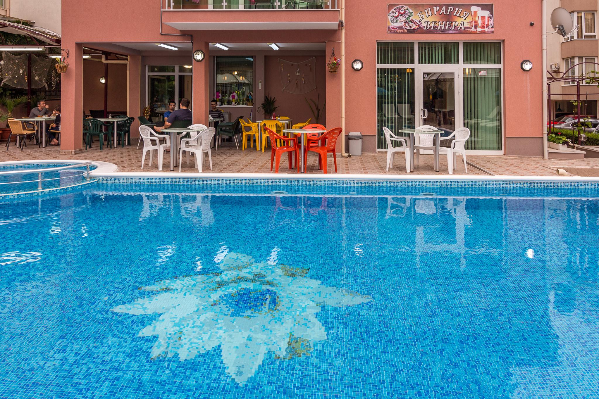 Family Hotel Venera Sveti Vlas Bagian luar foto