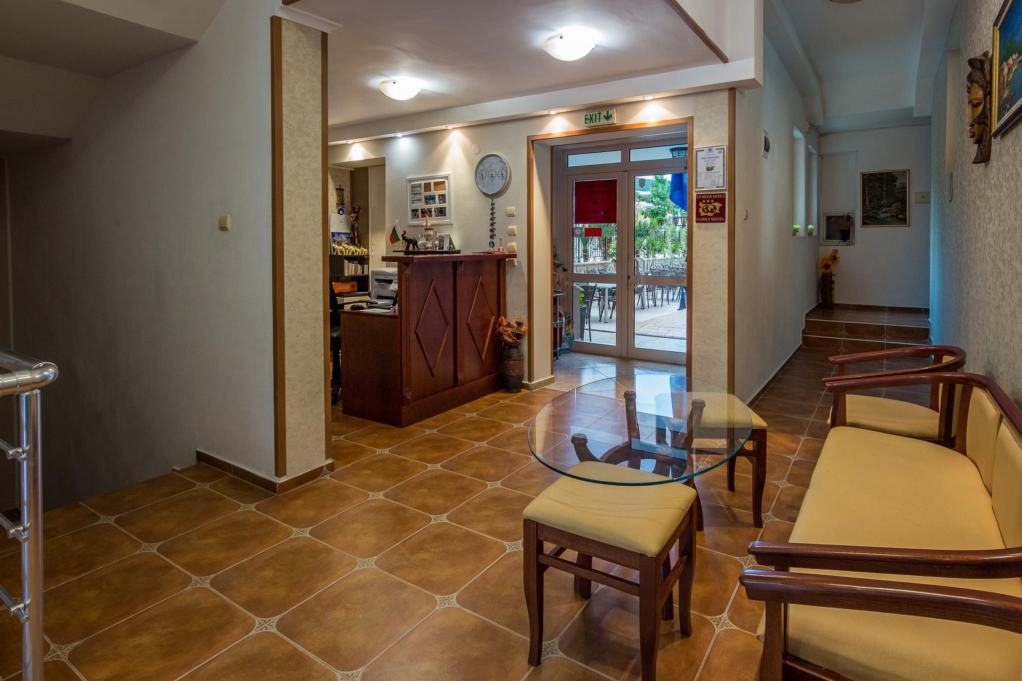 Family Hotel Venera Sveti Vlas Bagian luar foto