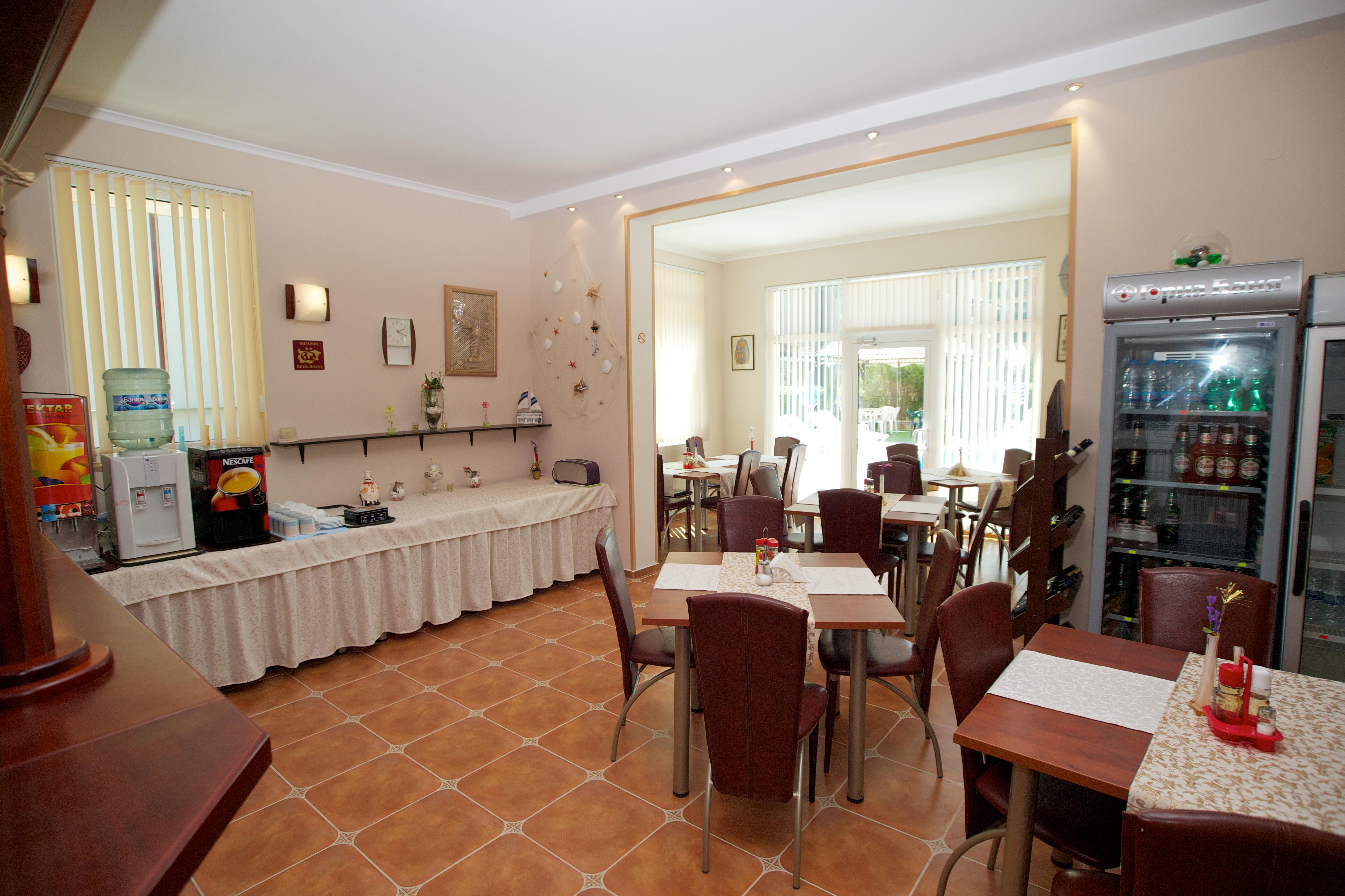Family Hotel Venera Sveti Vlas Bagian luar foto