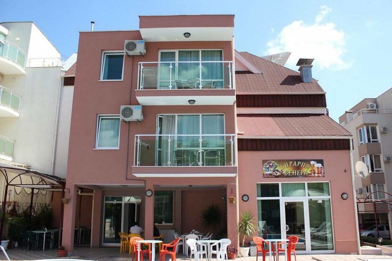 Family Hotel Venera Sveti Vlas Bagian luar foto